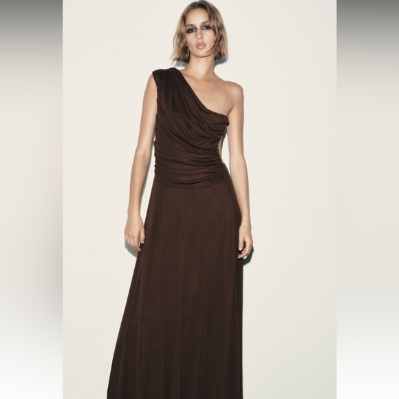 Zara Draped Asymmetric dress - Picture 7 of 16